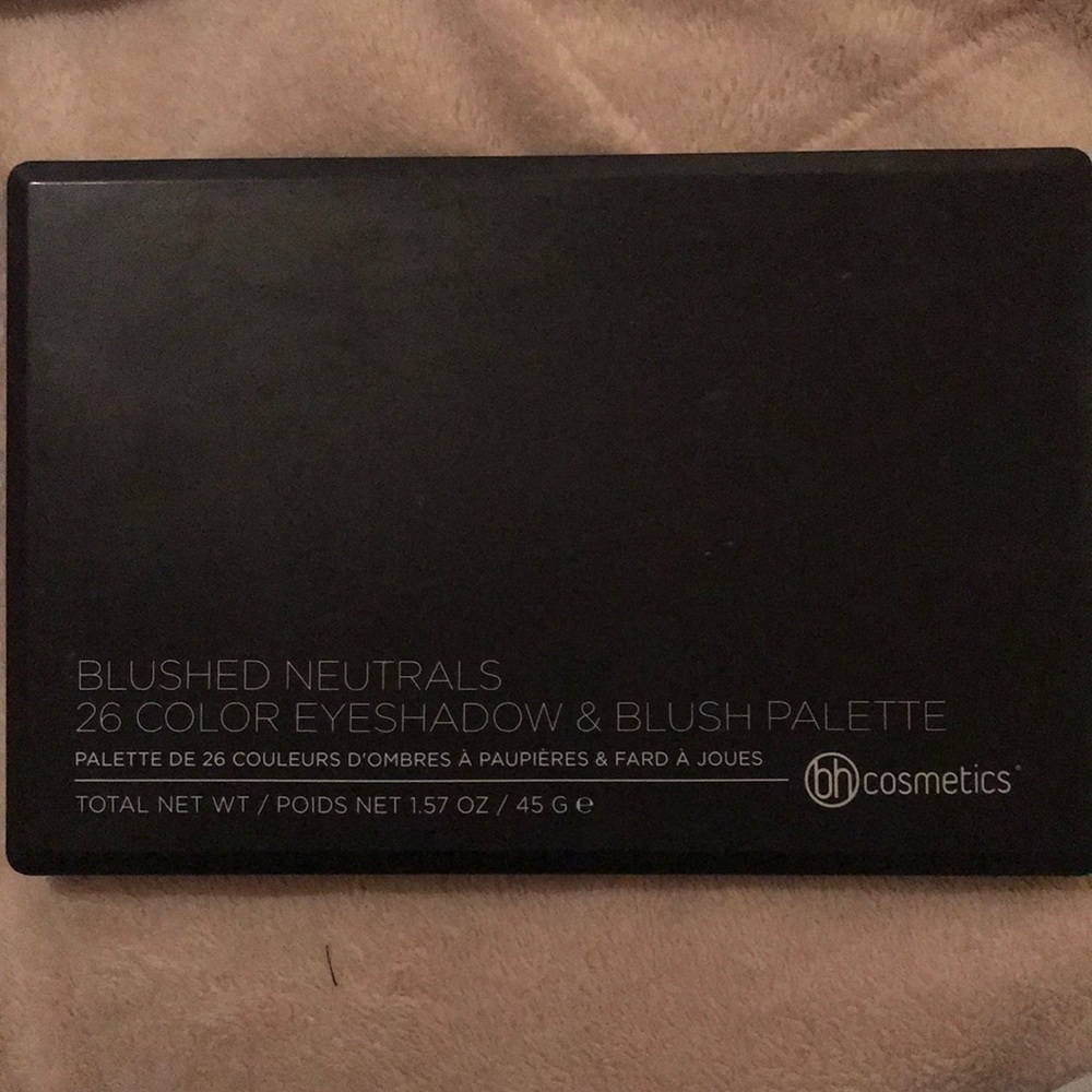 Bh cosmetics blushed neutrals palette